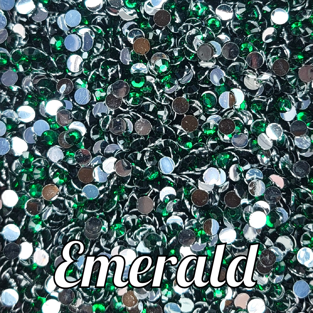 Emerald Resin Rhinestones